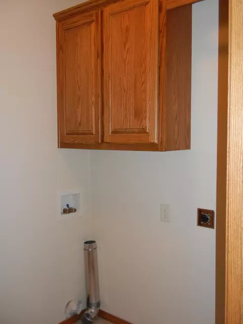 3301 Thunderbird Ln, Bismarck, ND 58503 photo 25