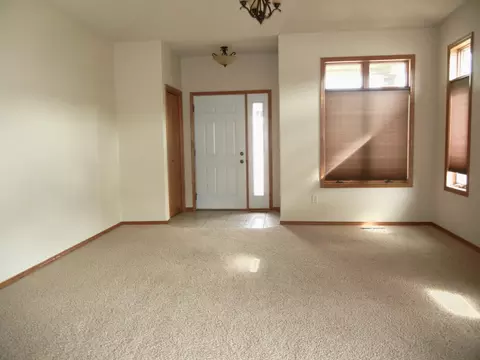 3301 Thunderbird Ln, Bismarck, ND 58503 photo 6