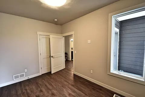 811 Colony Pt, Bismarck, ND 58503 photo 13