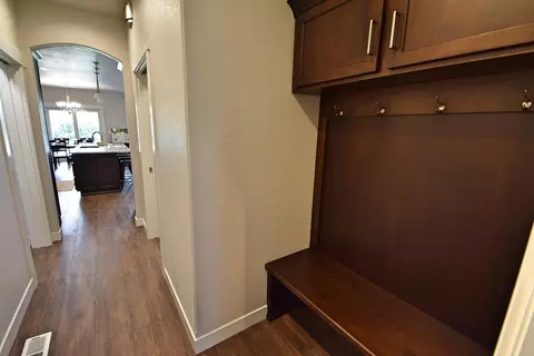 811 Colony Pt, Bismarck, ND 58503 photo 18