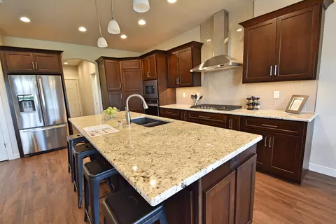 811 Colony Pt, Bismarck, ND 58503 photo 6