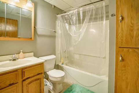 930 E Turnpike Ave, Bismarck, ND 58501 photo 15