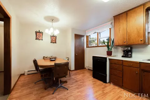 201 3rd St NW, Mandan, ND 58554 photo 17