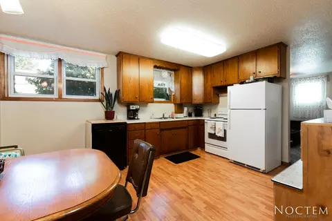201 3rd St NW, Mandan, ND 58554 photo 15