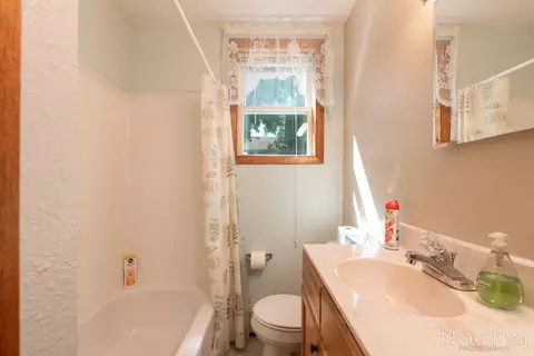 201 3rd St NW, Mandan, ND 58554 photo 20