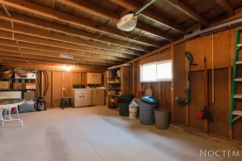 201 3rd St NW, Mandan, ND 58554 photo 24