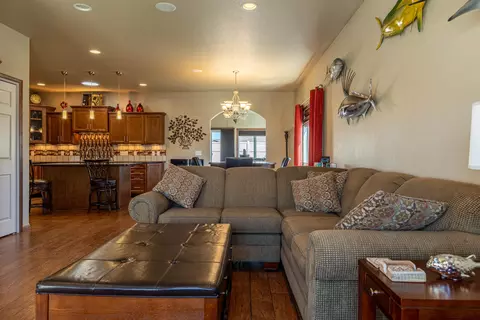 4161 Boulder Ridge Rd, Bismarck, ND 58503 photo 3