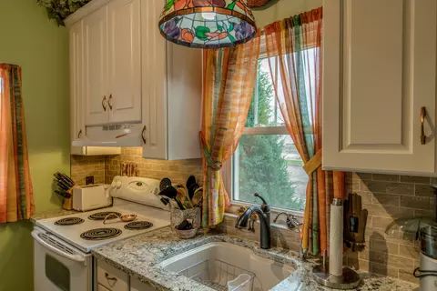420 B Ave E, Bismarck, ND 58501 photo 9