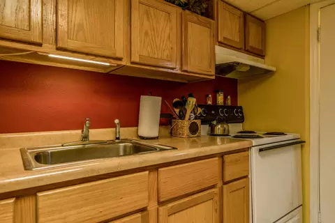 420 B Ave E, Bismarck, ND 58501 photo 28