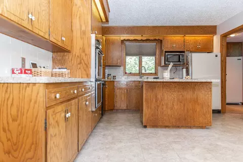 3601 Arrow Ave, Bismarck, ND 58504 photo 11
