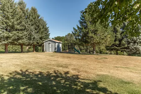 1100 Whitman Rd SE, Mandan, ND 58554 photo 21