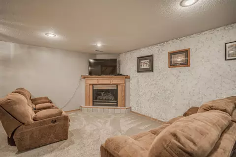 1638 S 3rd St, Bismarck, ND 58504 photo 36