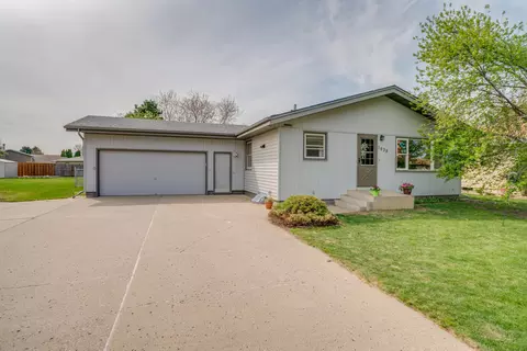 1638 S 3rd St, Bismarck, ND 58504 photo 1