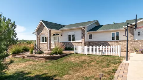 2201 Wolfsong Loop S, Mandan, ND 58554 photo 42