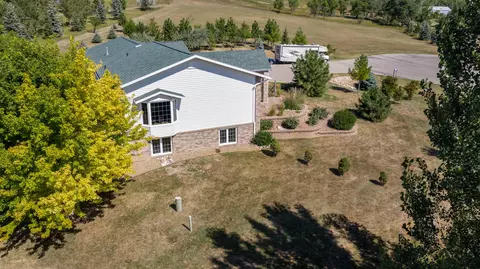 2201 Wolfsong Loop S, Mandan, ND 58554 photo 52