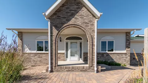 2201 Wolfsong Loop S, Mandan, ND 58554 photo 43