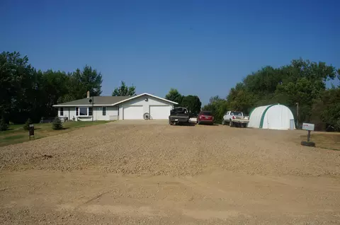 6655 54th Ave SW, Carson, ND 58529 photo 1