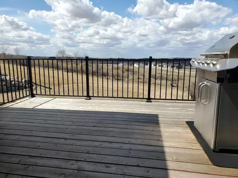 223 Cobblestone Loop SW, Mandan, ND 58554 photo 5