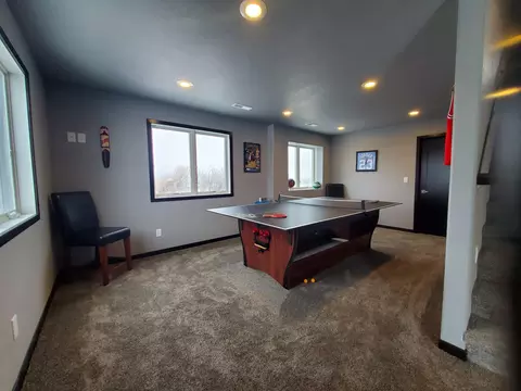 223 Cobblestone Loop SW, Mandan, ND 58554 photo 35