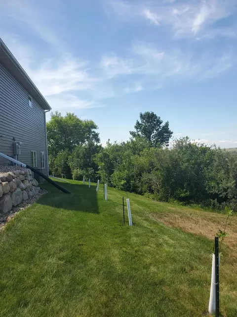 223 Cobblestone Loop SW, Mandan, ND 58554 photo 48