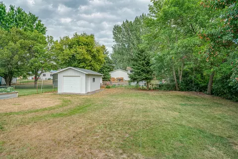 1908 8th Ave SE, Mandan, ND 58554 photo 44