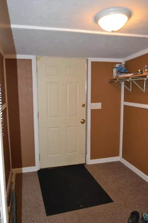 609 Yorkshire Ln, Bismarck, ND 58504 photo 18