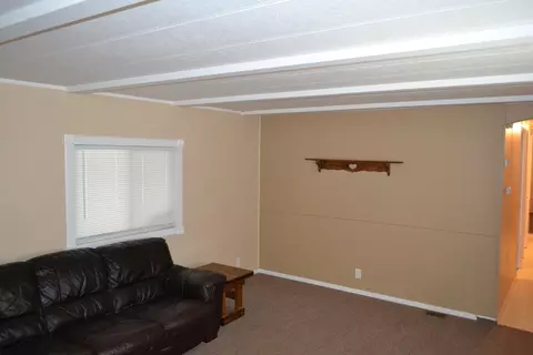 609 Yorkshire Ln, Bismarck, ND 58504 photo 11