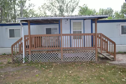 609 Yorkshire Ln, Bismarck, ND 58504 photo 1