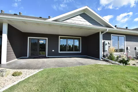 813 Colony Pt, Bismarck, ND 58503 photo 21