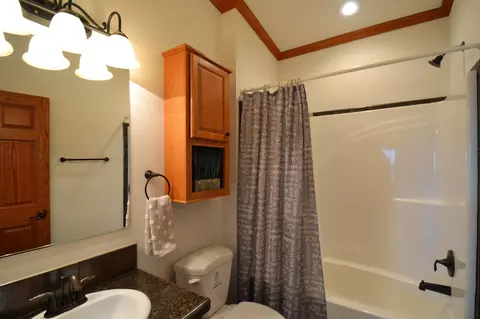 1936 Valley Dr S, Mandan, ND 58554 photo 20