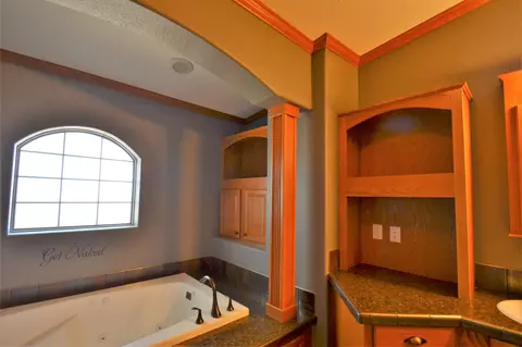 1936 Valley Dr S, Mandan, ND 58554 photo 45