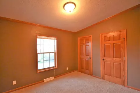 1936 Valley Dr S, Mandan, ND 58554 photo 27