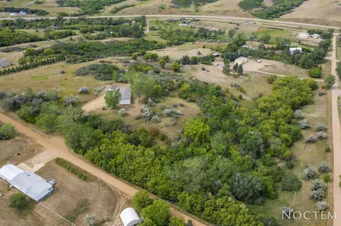 1936 Valley Dr S, Mandan, ND 58554 photo 59