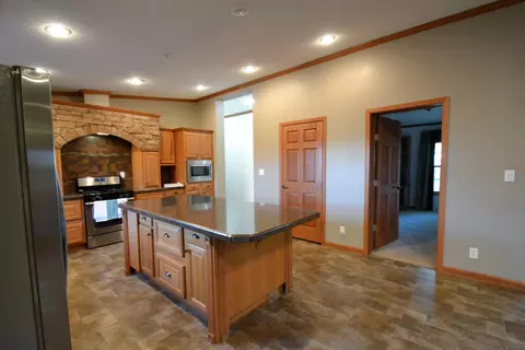 1936 Valley Dr S, Mandan, ND 58554 photo 35