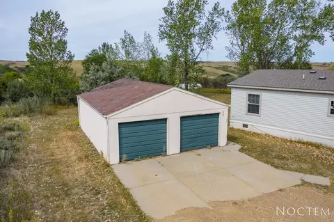 1936 Valley Dr S, Mandan, ND 58554 photo 57