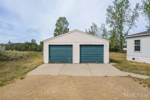 1936 Valley Dr S, Mandan, ND 58554 photo 56