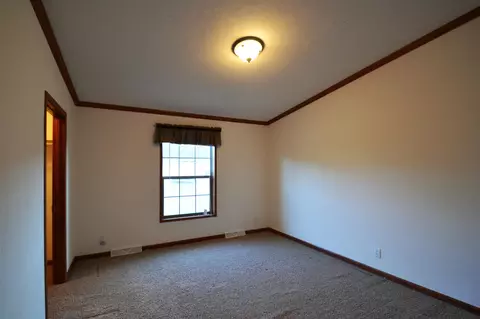 1936 Valley Dr S, Mandan, ND 58554 photo 23