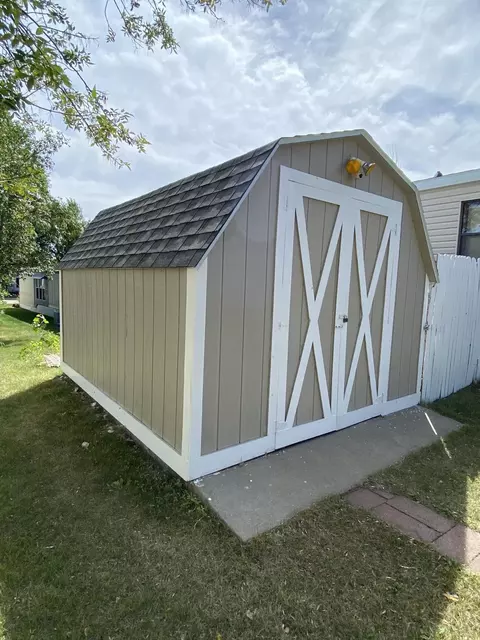 4345 Claridge Loop, Bismarck, ND 58503 photo 44