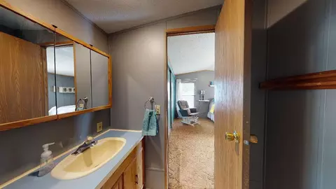 4345 Claridge Loop, Bismarck, ND 58503 photo 14