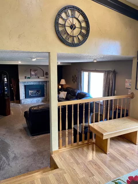 212 Edmonton Dr, Bismarck, ND 58503 photo 23