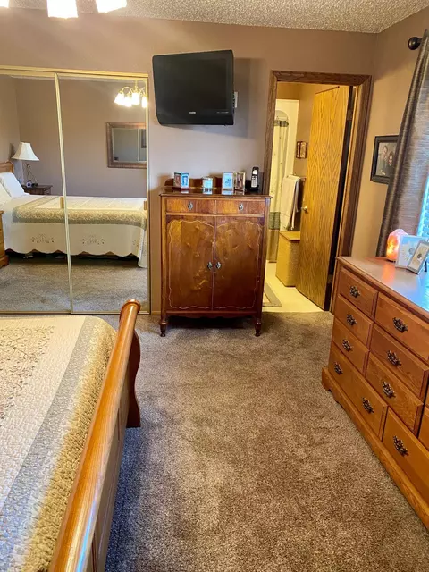 212 Edmonton Dr, Bismarck, ND 58503 photo 28