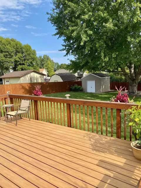 212 Edmonton Dr, Bismarck, ND 58503 photo 38