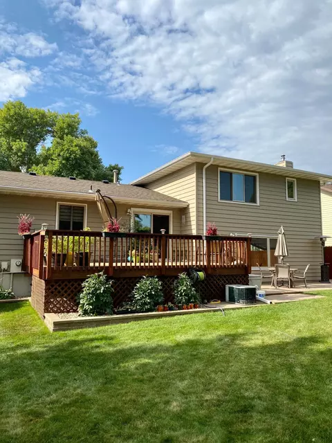 212 Edmonton Dr, Bismarck, ND 58503 photo 43