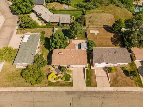 908 3rd St NW, Mandan, ND 58554 photo 54
