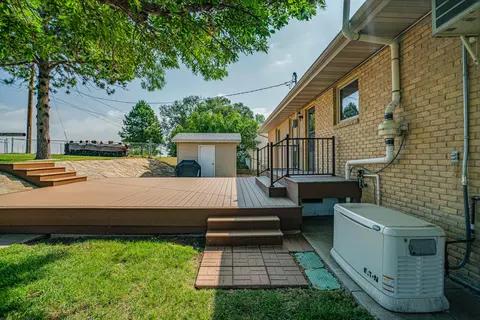 908 3rd St NW, Mandan, ND 58554 photo 48