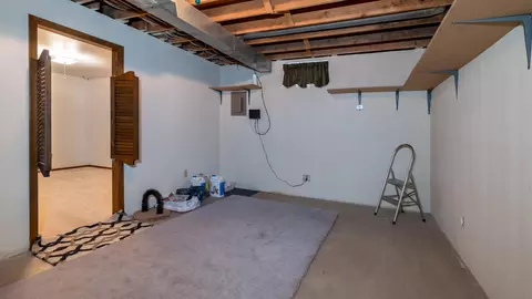 302 Easy St, Bismarck, ND 58504 photo 23