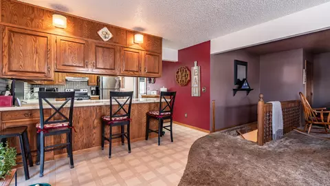 302 Easy St, Bismarck, ND 58504 photo 5