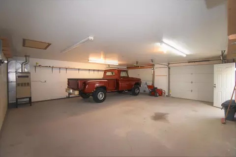 302 Easy St, Bismarck, ND 58504 photo 30