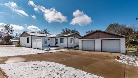 302 Easy St, Bismarck, ND 58504 photo 28