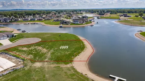4009 Beachfront Pl SE, Mandan, ND 58554 photo 1